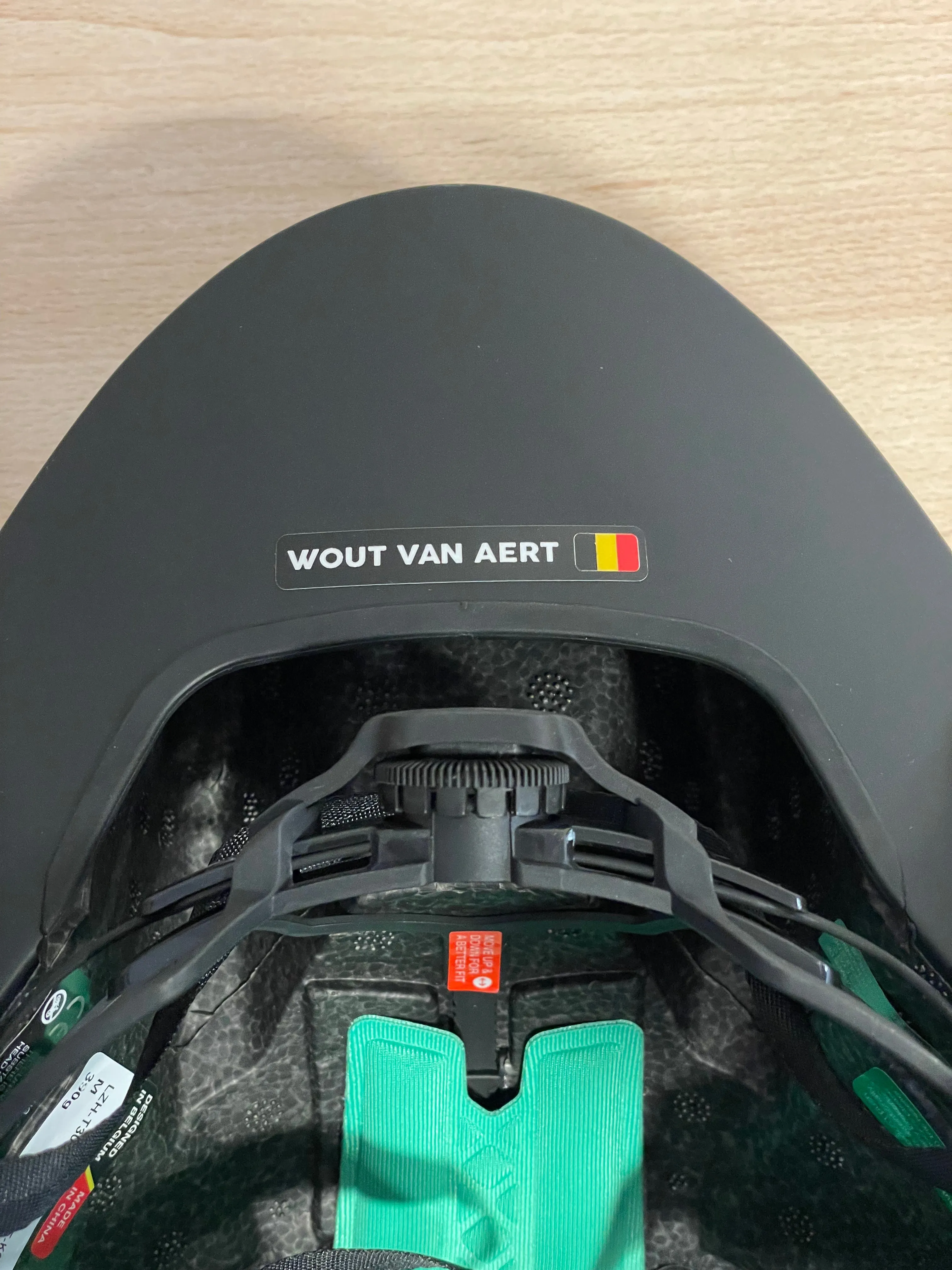 Team Jumbo Visma - Lazer Volante Green WOUT VAN AERT