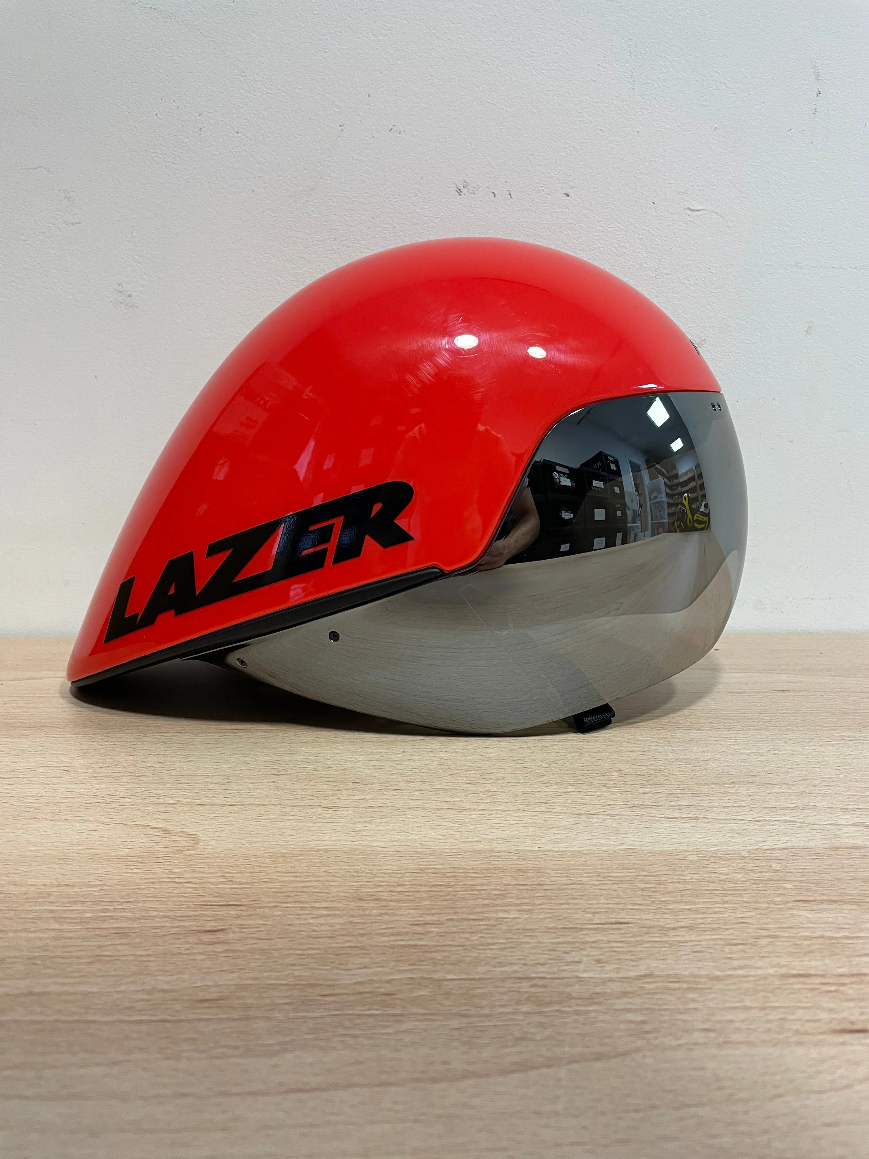 Team Jumbo Visma - Lazer Volante Red SEPP KUSS
